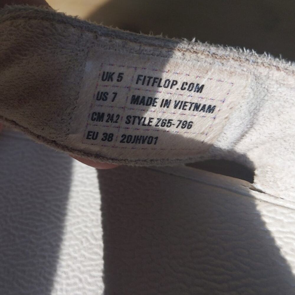 FitFlop Rhinestone Embellished Thong Sandal Taupe Beige Comfort Platform 7 - Picture 8 of 9